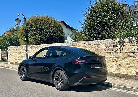 Tesla Model Y Dual Performance*BLACK*AHK*21"Turbine*AMD*Garantie