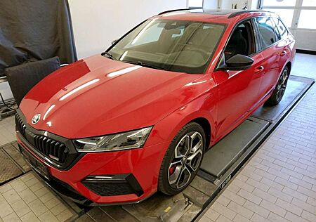 Skoda Octavia COMBI RS iV FIRST EDITION ACC/HuD/PANO