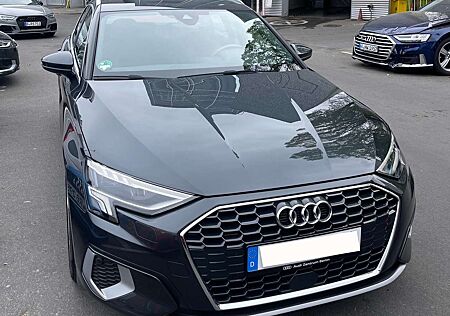 Audi A3 Sportback 35 TFSI Sportback S tronic advanced