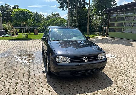 VW Golf Volkswagen 1.6