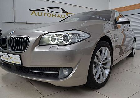 BMW 550 i xDrive ~Navi~Leder~GSD~Keyles~HuD~Soft~Nigh