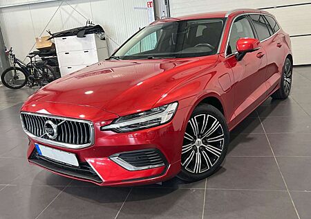 Volvo V60 2.0 AWD Kombi Recharge Automatik *Navi*LED*