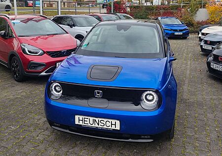 Honda e Advance-Paket