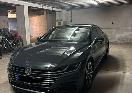 VW Arteon Volkswagen 2.0 TDI SCR DSG R-Line