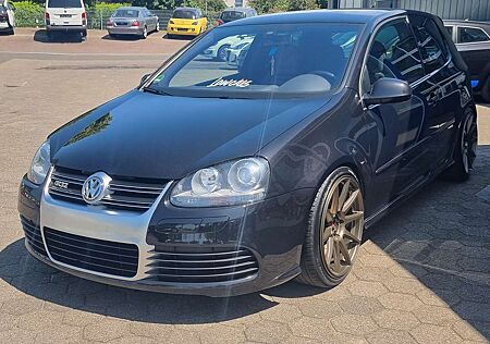 VW Golf Volkswagen R32 V Lim. (1K1) Japan Racing Wheels Scheckheft