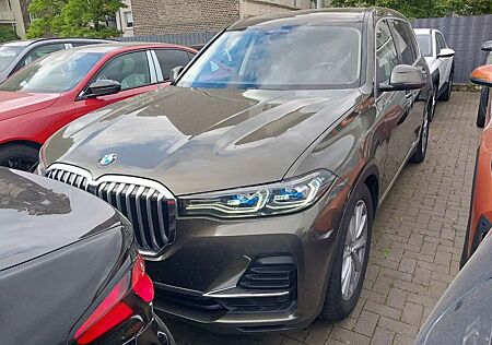 BMW X7 xDrive 40d Laser H&K Soft-Close 7-Sitze 360°
