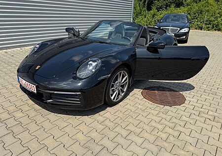 Porsche 992 Carrera Cabriolet