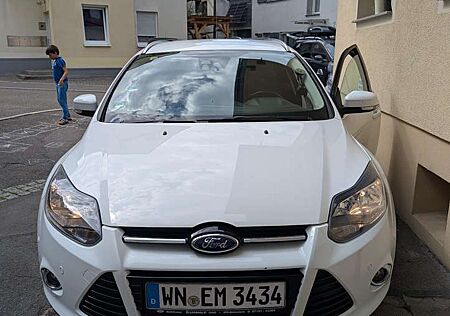 Ford Focus 1.0 EcoBoost Start-Stopp-System SYNC Edition