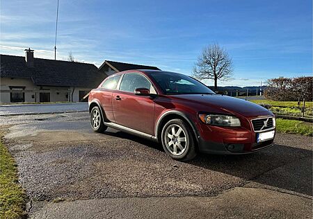 Volvo C30 2.0D Powershift Momentum