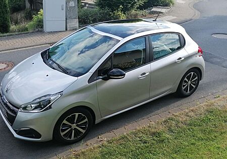 Peugeot 208 PureTech 82 Active