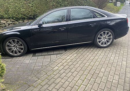Audi A8 3.0 TFSI quattro