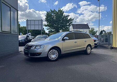 VW Passat Variant Volkswagen Trendline 1. Hand Tempo DSG Navi