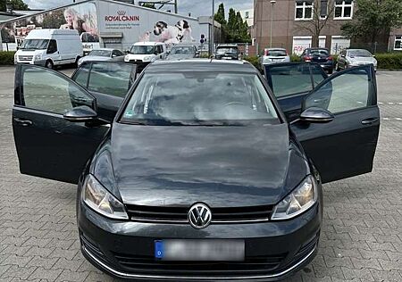 VW Golf Volkswagen 1.6 TDI BlueMotion Technology DSG Allstar