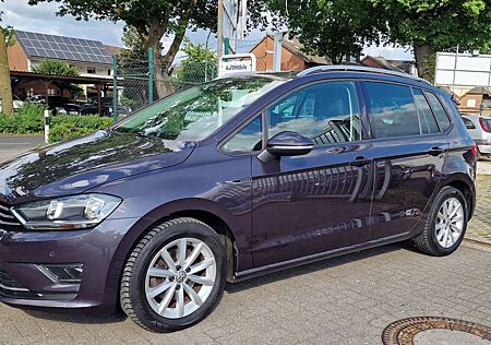 VW Golf Sportsvan Volkswagen 1.6 TDI BlueMotion Technology Lounge