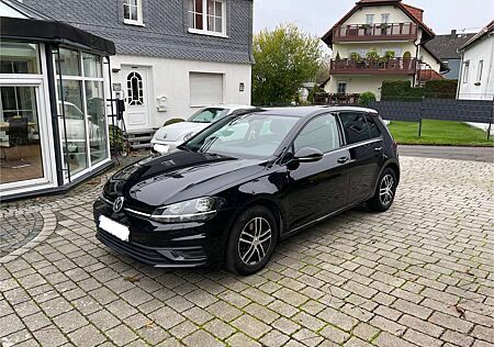 VW Golf Volkswagen VII Diesel 5-Türer 1.6 TDI BlueMotion