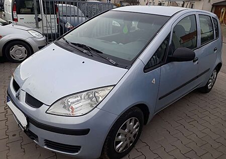 Mitsubishi Colt 1.3 HU & AU Neu!