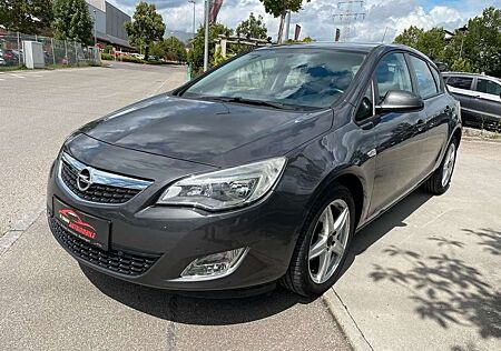 Opel Astra J Lim. 5-trg. Edition