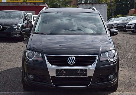 VW Touran Volkswagen CrossTouran