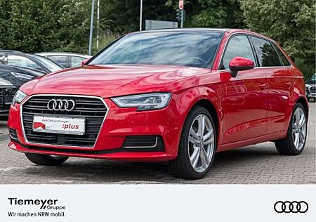 Audi A3 35 TFSI DESIGN LM18 PARKLENK KAMERA