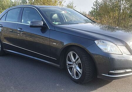 Mercedes-Benz E 350 E-Klasse+Diesel+CDI+DPF+4Matic+BlueEFFICIENCY+7G-T