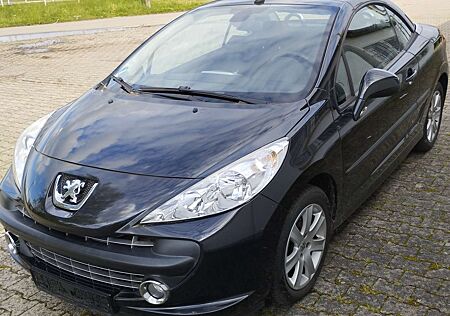 Peugeot 207 CC 120 VTi Filou Tüv 4 / 2025 Klimaanlage