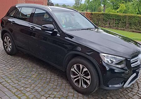 Mercedes-Benz GLC 220 d 4Matic 9G-TRONIC