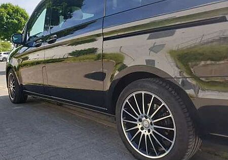 Mercedes-Benz V 250 (BlueTEC) d extralang 7G-TRONIC Edition