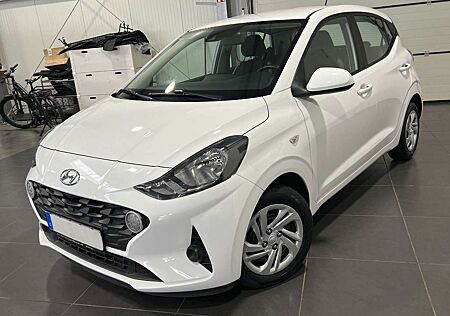 Hyundai i10 1.0 **Klima*SHZ*PDC*Temp*Spur**