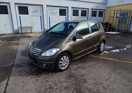 Mercedes-Benz A 180 *1.HAND*KLIMA*TÜV*PDC*LEDER*SITZH*TEMPO*