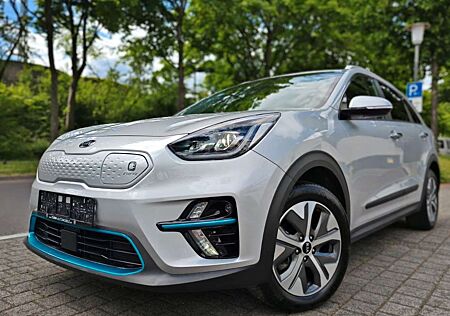 Kia Niro eNiro 64kWh|Garantie04/2028|AHK|SOH100%|11kW|LED