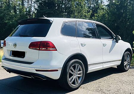 VW Touareg Volkswagen V6 TDI BMT/Start-Stopp Terrain Tech 4Motion