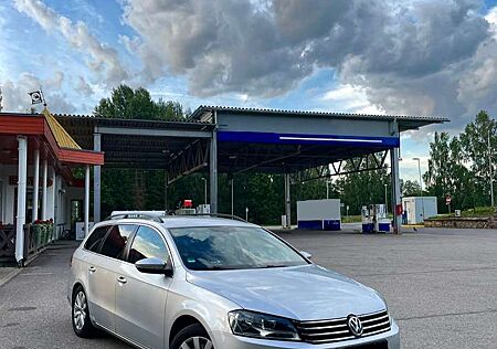 VW Passat Variant Volkswagen 2.0 TDI DSG BlueMotion Technology Exclusive