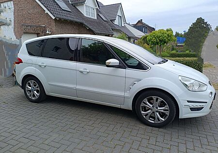 Ford S-Max 2.0 TDCi DPF Titanium