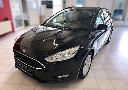 Ford Focus Turnier Business Navi Kamara PDC Garantie