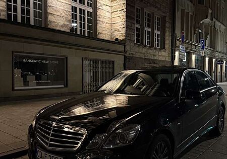 Mercedes-Benz E 200 CGI BlueEFFICIENCY Automatik Avantgarde
