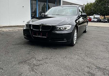 BMW 320i 320