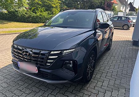 Hyundai Tucson N Line Plug-In Hybrid 4WD Panodach Standheizung Si