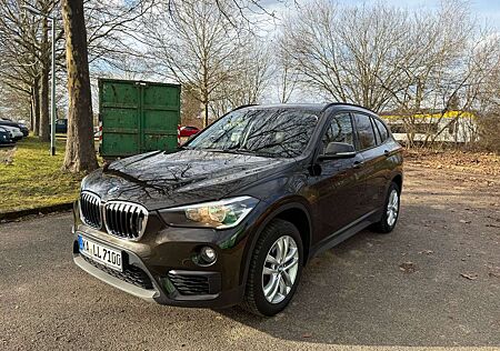 BMW X1 sDrive 18 d *Navi*AHK*PDC