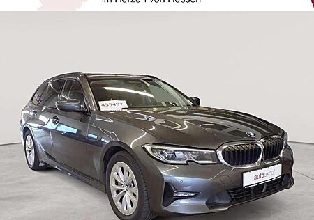 BMW 330e 330 Touring Aut. Advantage Laser Pano