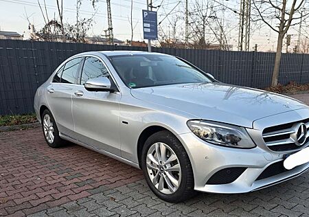 Mercedes-Benz C 300 e Avantgarde|320PS|GARANTIE|DISTR|360 PARK|SHZ