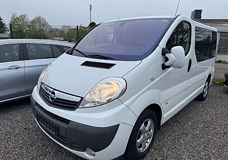 Opel Vivaro Life Cosmo Westfalia Lang - Tisch - Bett