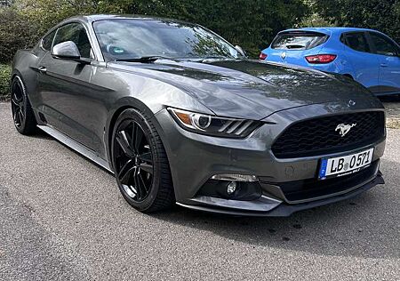 Ford Mustang 2.3 Eco Boost Aut.