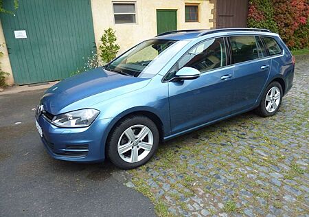 VW Golf Sportsvan Volkswagen 1.6 TDI BlueMotion Trendline