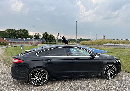 Ford Mondeo 2.0 TDCi Bi-Turbo PowerShift-Aut. Titanium