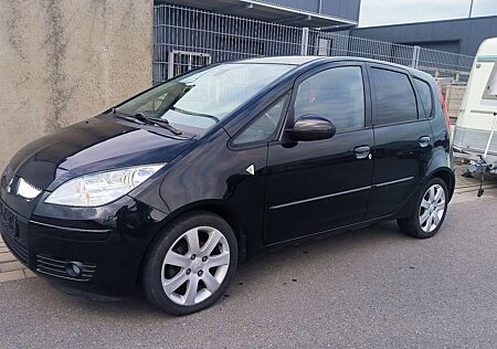 Mitsubishi Colt CZ3 1.3 Motion Plus TÜV Neu