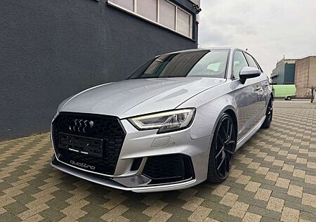 Audi RS3 Sportback quattro Matrix RS-Sportsitze