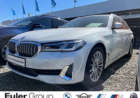 BMW 540 i xDrive A Touring Navi HUD SHZ ACC AD DAB Hifi St