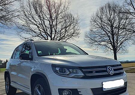 VW Tiguan Volkswagen 2.0 TDI DPF 4Motion BlueMotion Techn. DSG CityScap