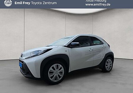 Toyota Aygo (X) X S-CVT Play