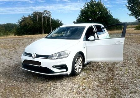 VW Golf Volkswagen 1.5 TSI ACT (BlueMotion Technology) Comfortline